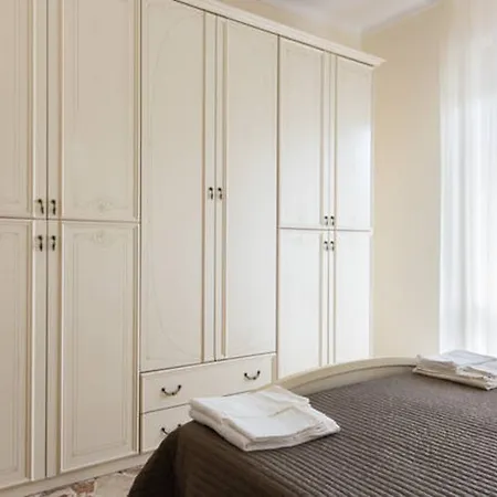 Apartment Vacanze *