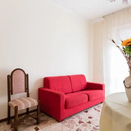 Vacanze Apartment *